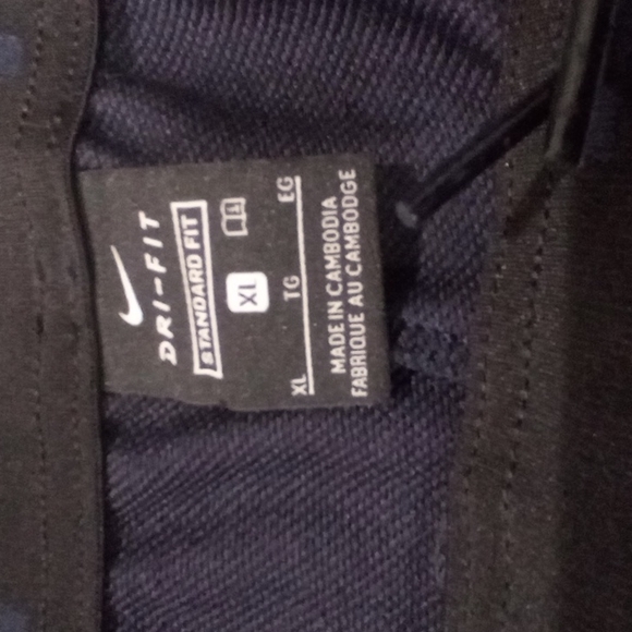 Nike sweats ( standard fit ) - Picture 6 of 7